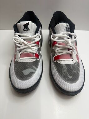 Size 7 (GS) - Nike Kyrie 8 GO Low White University Red